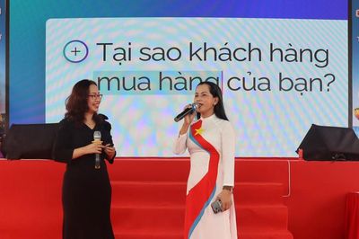 Tập huấn kỹ năng livestream cho tiểu thương, hộ kinh doanh