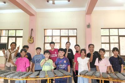 Mùa hè của trẻ vùng biên