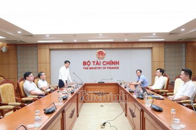 Bộ Tài chính tổ chức bồi dưỡng kỹ năng số cho cán bộ, công chức, viên chức