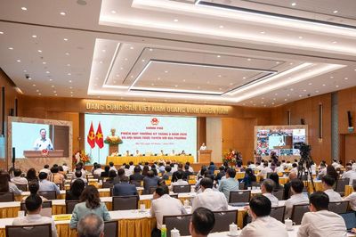 Tháo gỡ điểm nghẽn, tạo bứt phá tăng trưởng trong 6 tháng cuối năm