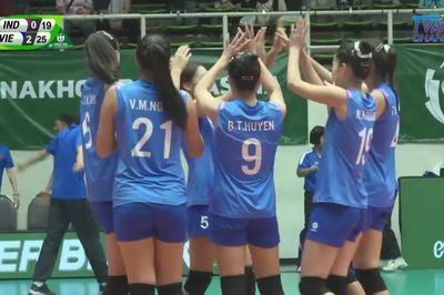 Bóng chuyền nữ U18 Việt Nam vượt qua vòng bảng giải châu Á