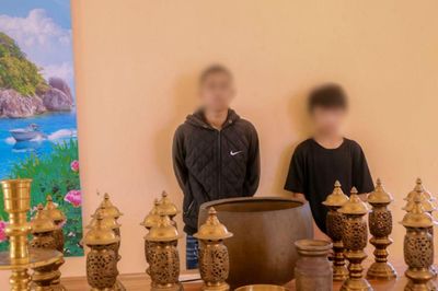 Bắt nhóm thiếu niên trộm chuông chùa