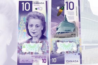 Vì sao tiền Canada in dọc thay vì in ngang?