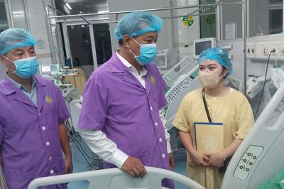 Hà Nội hỗ trợ gia đình nạn nhân tử vong, bị thương trong vụ cháy khiến 2 người tử vong