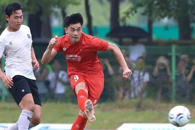Đình Bắc ghi bàn, ĐT Việt Nam đại thắng 6-0 ở Hàn Quốc