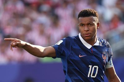 Bất ngờ với học vấn của Mbappe và các cầu thủ đội tuyển Pháp