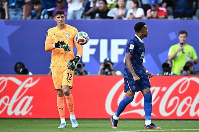 Gill đáp trả Mbappe: 'Đây là bóng đá'