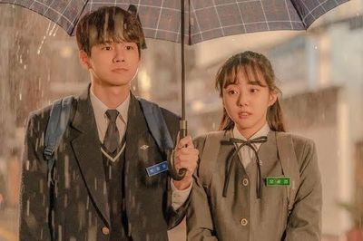 Vì sao nhiều người chọn 'yêu lại tình đầu'?