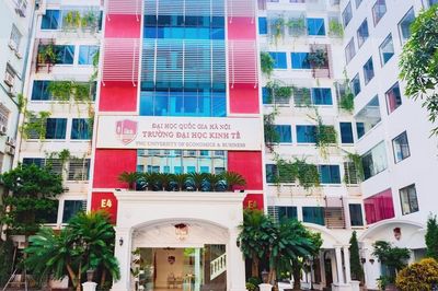 Trường Đại học Kinh tế, ĐHQG Hà Nội công bố ĐIỂM SÀN, QUY ĐỔI ĐIỂM tuyển sinh 2026