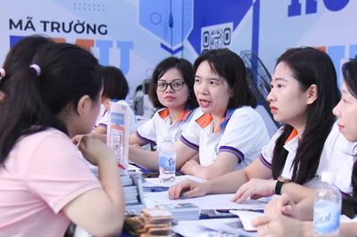 Thí sinh nên chia nguyện vọng xét tuyển thành ba nhóm