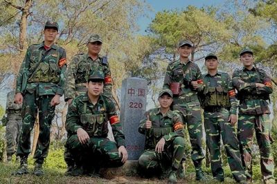 Nhịp cầu vun đắp tình đoàn kết đặc biệt Việt Nam - Lào