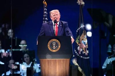 Tổng thống Mỹ Trump phát biểu mừng Quốc khánh sau khi phải trì hoãn vì giông bão