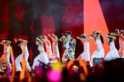 Người tạo hiệu ứng bùng nổ cho Hòa Minzy, Quang Hùng MasterD ở concert Thanh xuân