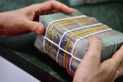 Bị cho nghỉ việc vì không hoàn thành nhiệm vụ, nữ giám đốc truyền thông kiện công ty