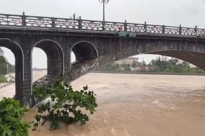 Lũ trên sông sau bão số 1 có thể dâng tới 6m, 8 tỉnh khẩn trương ứng phó