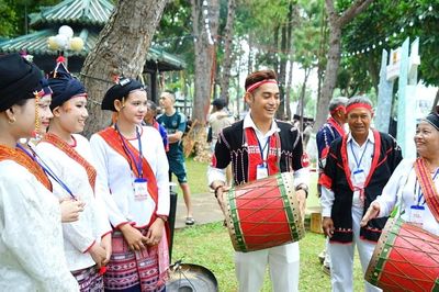 Phá vỡ lệ ngàn đời: Người phụ nữ đầu tiên đánh trống K'toang