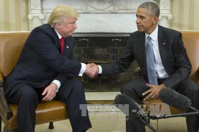 Ông Trump gợi ý hội ngộ các cựu Tổng thống tại Nhà Trắng để xem bóng