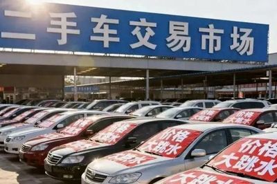 Xe sang nhiên liệu cũ tại Trung Quốc rớt giá mạnh, Porsche giá chỉ khoảng 530 triệu đồng