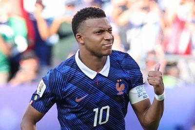 Mbappe vượt Messi, chỉ còn cách kỷ lục World Cup đúng một bàn thắng
