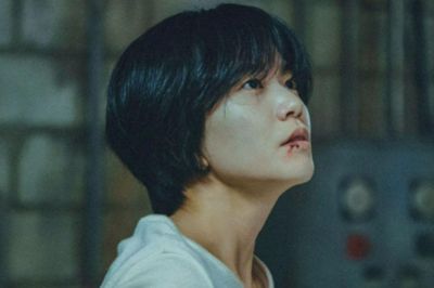 Agent Kim Reactivated đè bẹp đối thủ khi The Husband