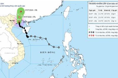 Bão số 1 áp sát bờ biển Quảng Ninh, gió giật cấp 11
