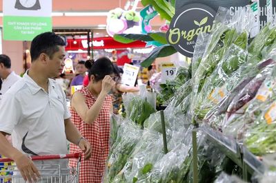 Trở thành nhà tiêu dùng thông thái để ngăn chặn thực phẩm bẩn