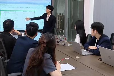 Khởi nghiệp từ ghế nhà trường