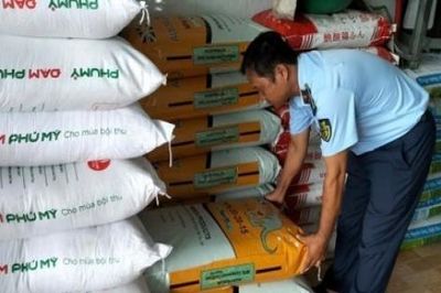 Vĩnh Long cảnh báo chiêu trò gian lận nhãn mác phân bón, nông dân cần nâng cao cảnh giác