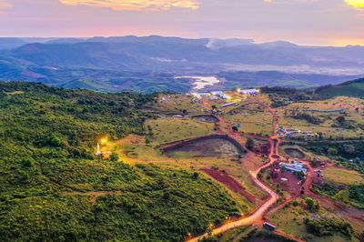 Khám phá cao nguyên La Vuông, nơi một ngày có đủ bốn mùa