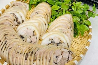 Cách làm chân giò nhồi thịt thơm ngon, lạ miệng cho bữa cơm gia đình