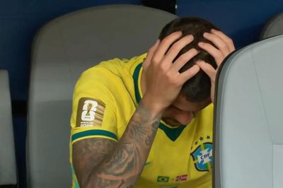 Hình ảnh đau đớn của những ngôi sao Brazil