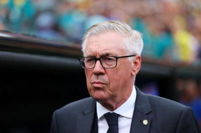 Brazil không sa thải HLV Ancelotti