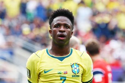 Vinicius lên tiếng khi không được đá phạt đền