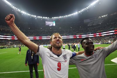 Kane nói không ra hơi sau chiến thắng trước Mexico