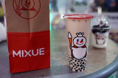 Mixue thất thế tại thị trường 'nhà giàu'