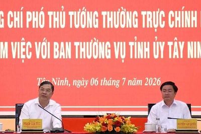 Phó Thủ tướng Thường trực Chính phủ Phạm Gia Túc làm việc với tỉnh Tây Ninh