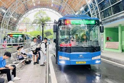 Thành phố Hồ Chí Minh: Sau 5 ngày miễn vé, lượng hành khách đi xe buýt tăng 33%