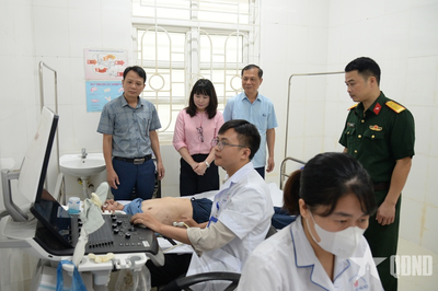 Trọn nghĩa vẹn tình với người có công