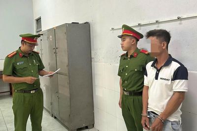 'Con nghiện' bị khởi tố