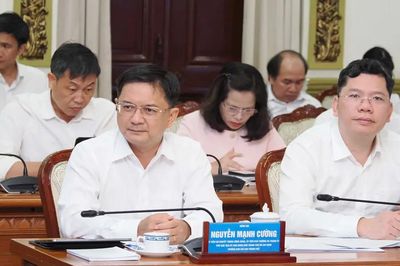 Các bộ, ngành đồng hành tháo gỡ điểm nghẽn cho TPHCM