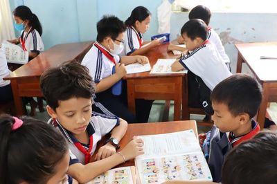 Cà Mau xây dựng Nghị quyết cung cấp sách giáo khoa miễn phí cho học sinh