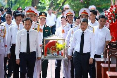 Thủ tướng chỉ đạo đẩy mạnh tìm kiếm, quy tập và xác định danh tính hài cốt liệt sĩ