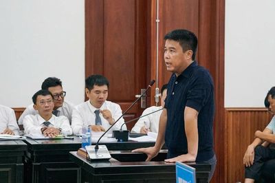 Ông Nguyễn Văn Hậu phải bồi thường hơn 4.300 tỷ đồng cho người mua đất sân bay Nha Trang