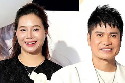 Ca sĩ Lương Gia Huy U50 viên mãn hôn nhân, yêu chiều vợ trẻ kém 18 tuổi