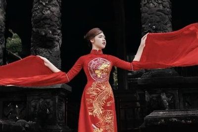 Bảo Hân 2K10 tỏa sáng cùng BST của NTK Cao Thu Vân tại Tuần lễ Áo dài Huế 2026