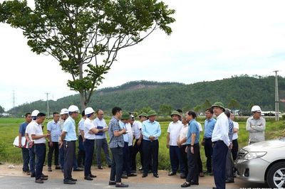 Đẩy nhanh tiến độ các hạng mục Dự án đường bộ cao tốc Vinh - Thanh Thủy
