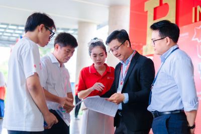 Nhiều trường đại học tại TP Hồ Chí Minh công bố điểm sàn xét tuyển từ 15 điểm