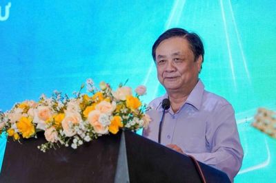 Đừng chỉ tìm 'đại bàng', hãy nuôi dưỡng cả đàn 'chim sẻ'