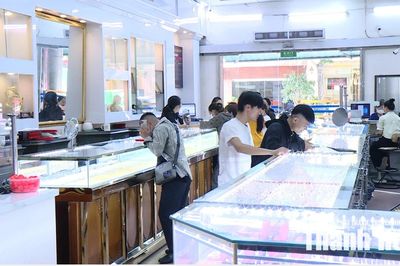 Siết chặt quản lý thuế đối với hoạt động kinh doanh vàng
