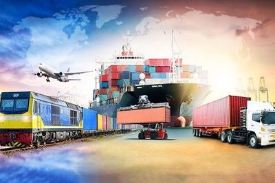 Xuất nhập khẩu bứt phá, tạo đà tăng trưởng hai chữ số